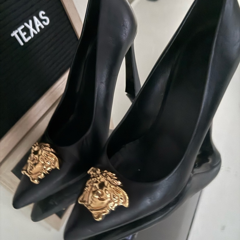 Versace Black Logo Plaque heels - Picture 7 of 7